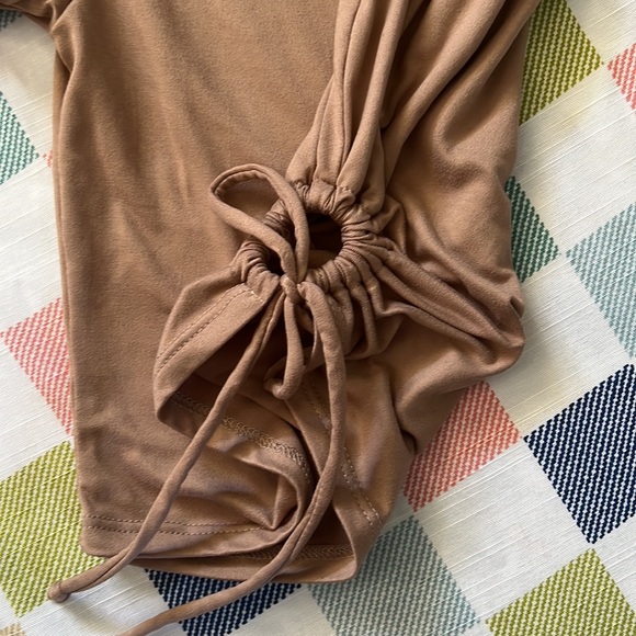 Crop-Top Bundle - Picture 6 of 12